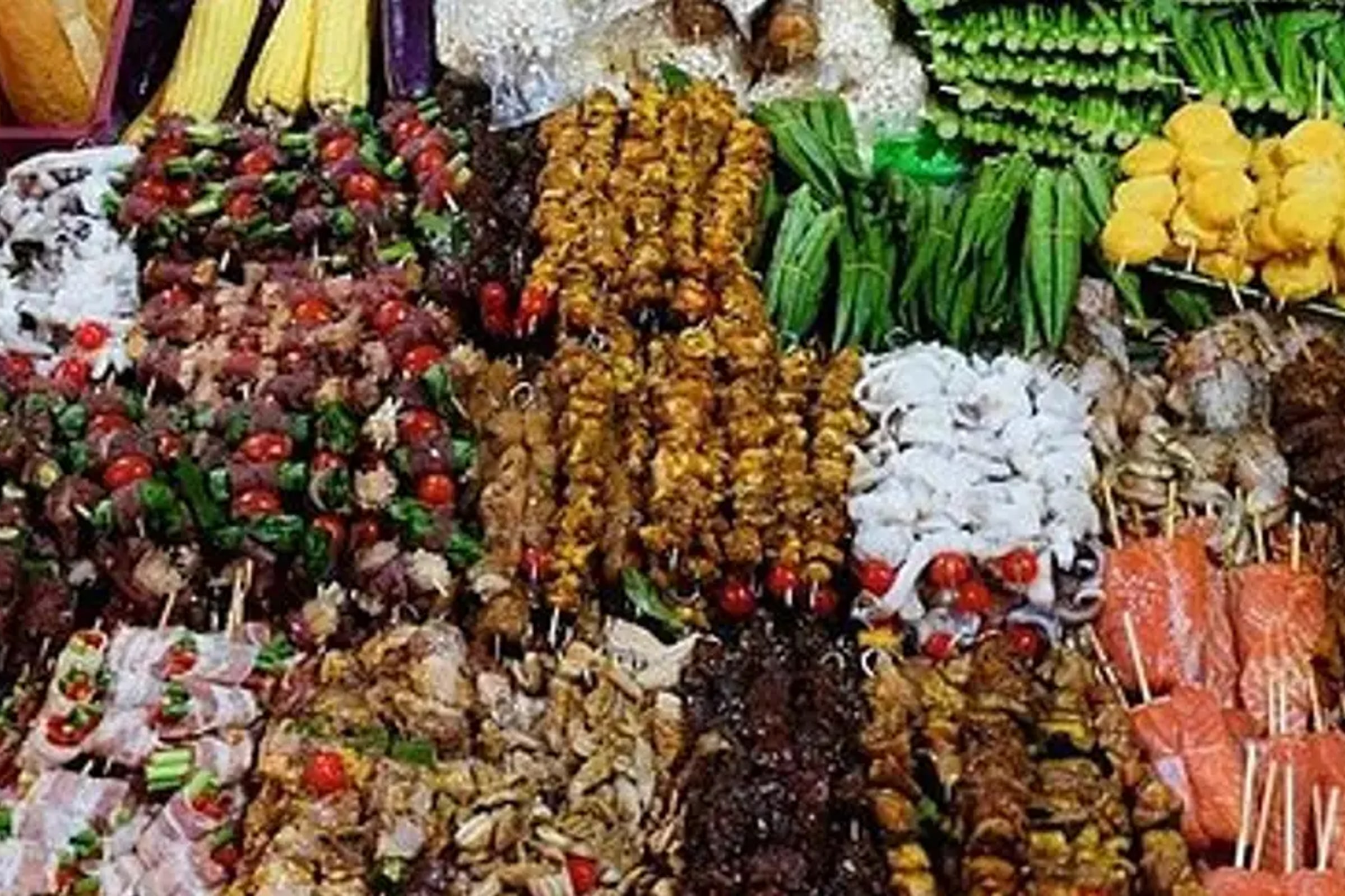 Small Group Hanoi Street Food Tour with a Real Foodie